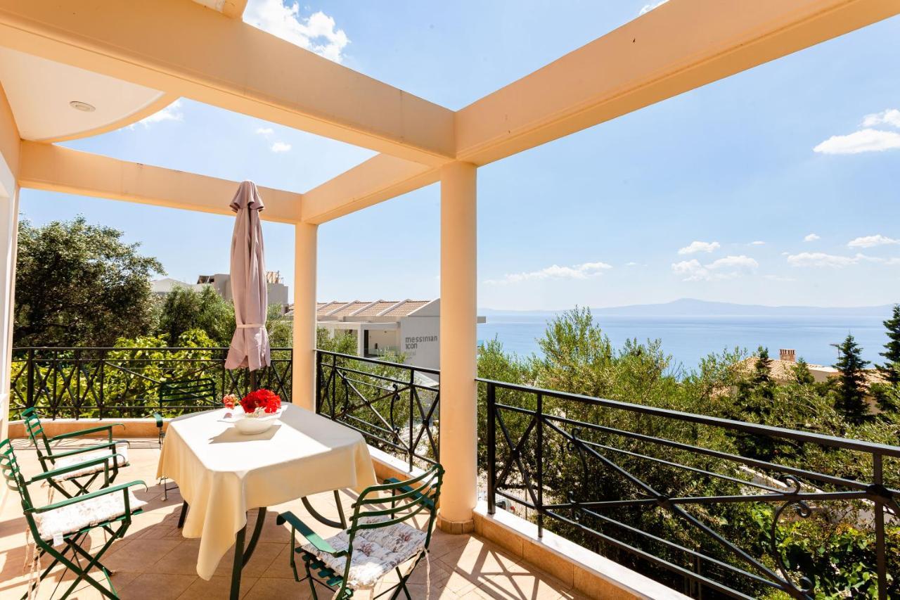 Verga Majestic Sunsets - Elegant & Secluded Retreat Kalamata Exterior foto